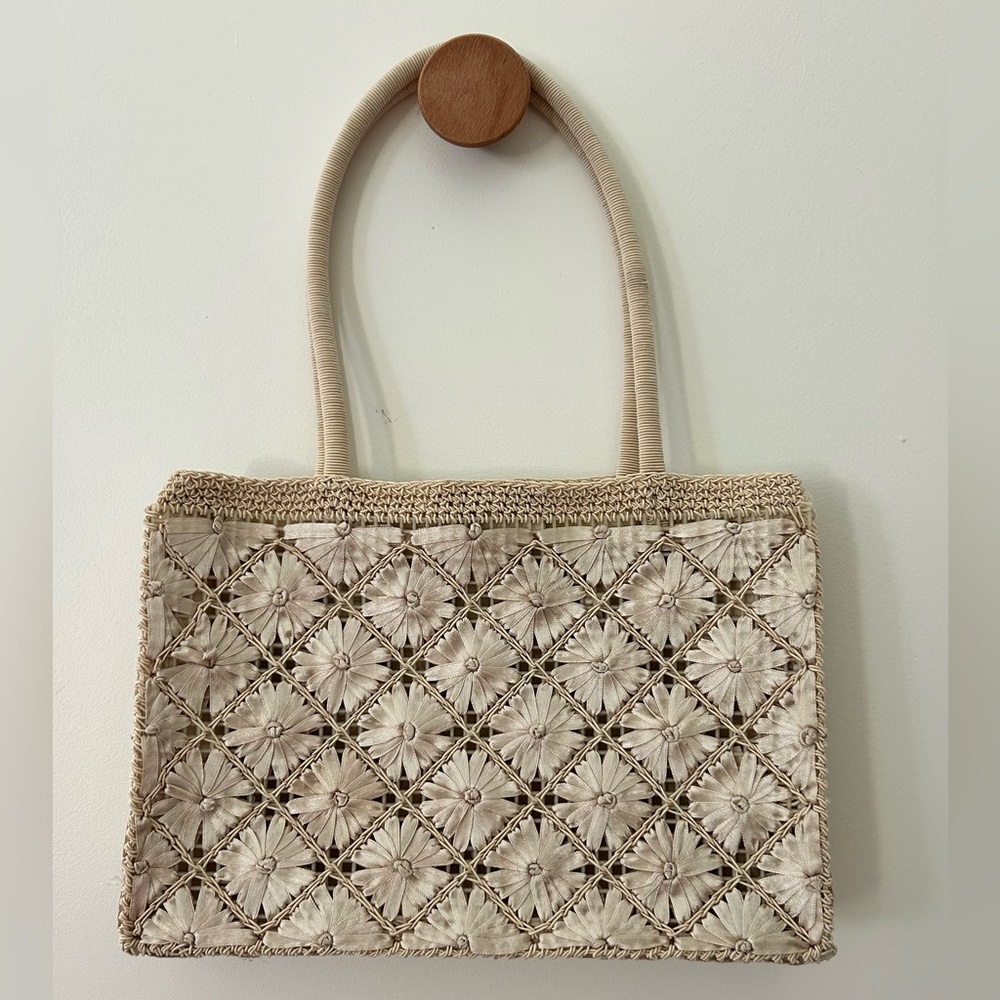 Vintage Beautiful Ribbon Needlepoint Handbag